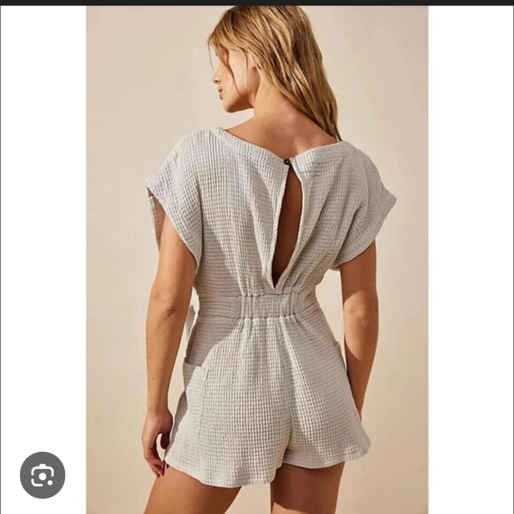 Free People Pull Me In Gray Romper - Picture 2 of 10